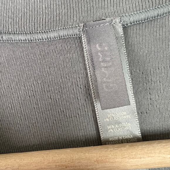 SKIMS Gray Pajama Set - Picture 3 of 9